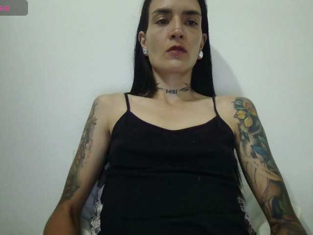 emmaherby1 live cam on BongaCams