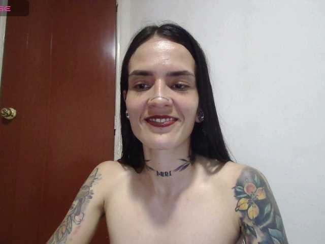 emmaherby1 live cam on BongaCams