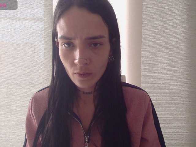 emmaherby1 live cam on BongaCams