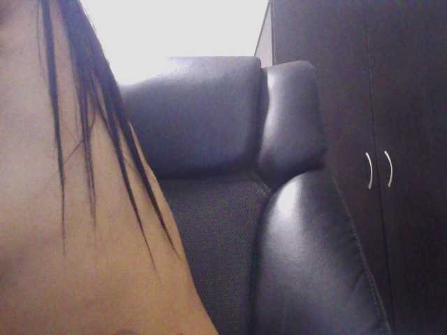 emmaherby1 live cam on BongaCams