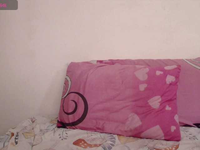emmaherby1 live cam on BongaCams