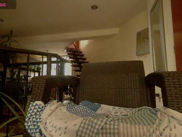 emmaherby1 live cam on BongaCams