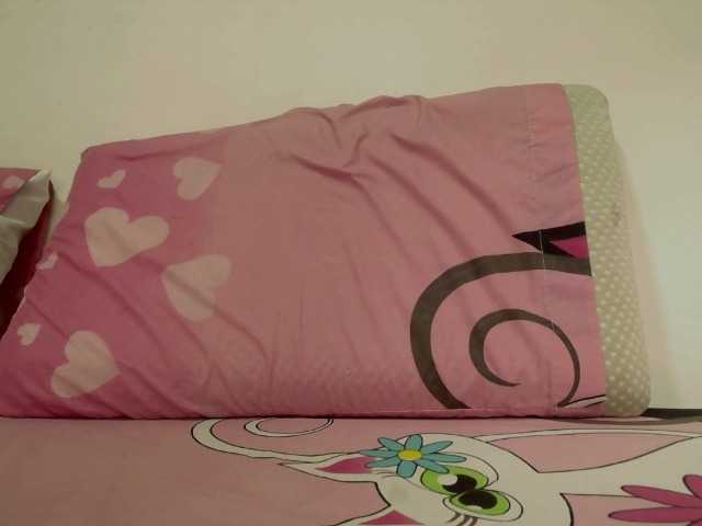 emmaherby1's BongaCams show and profile