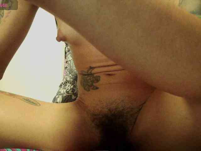 EmmaHerby1 webcam