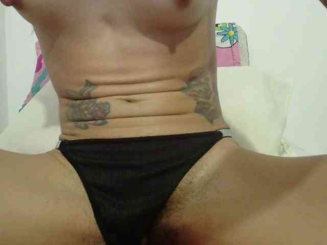 EmmaHerby1 webcam