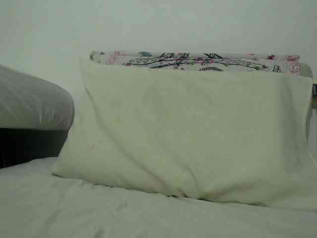 EmmaHerby1 webcam