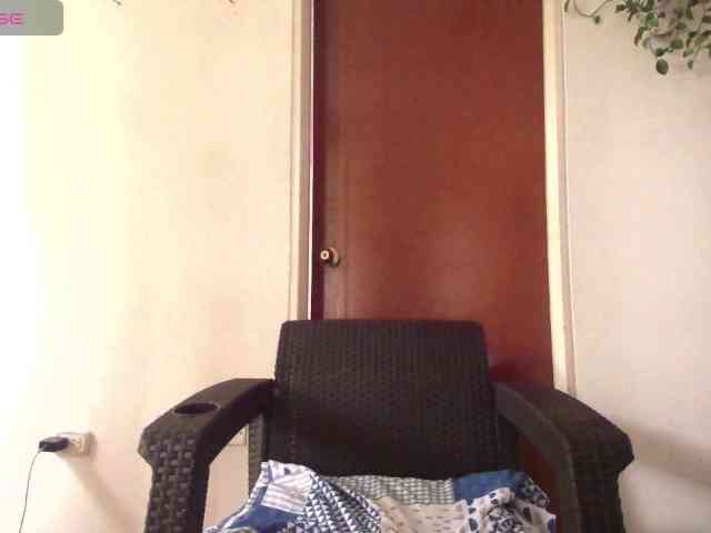 EmmaHerby1 webcam