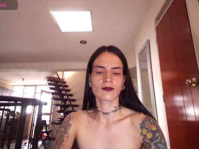 EmmaHerby1 webcam