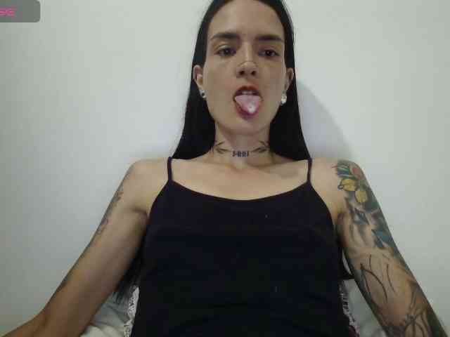 EmmaHerby1 webcam
