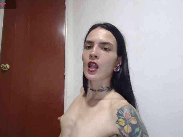 EmmaHerby1 webcam