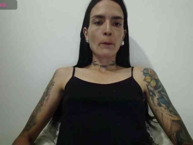 EmmaHerby1 webcam