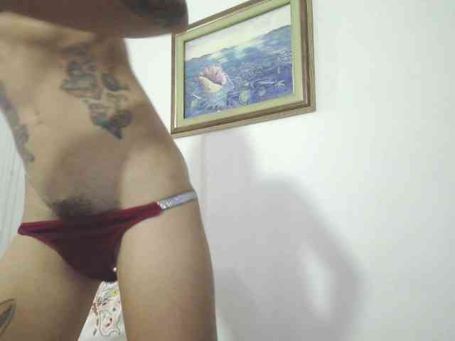 EmmaHerby1 webcam