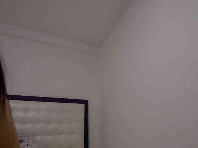 EmmaHerby1 webcam