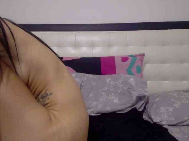 EmmaHerby1 webcam