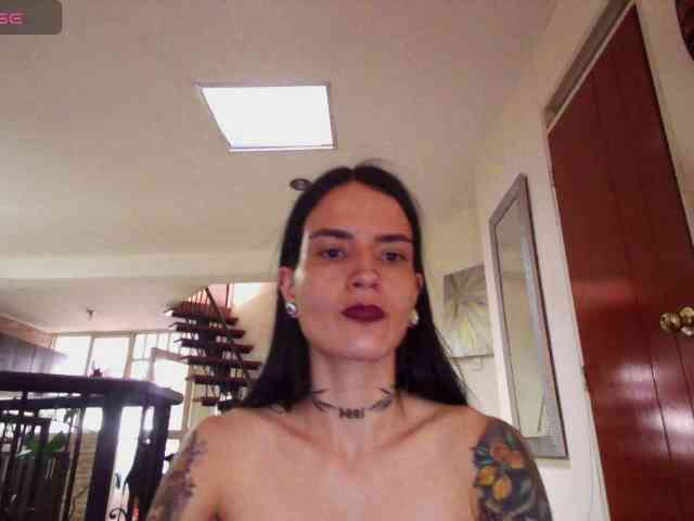 EmmaHerby1 webcam