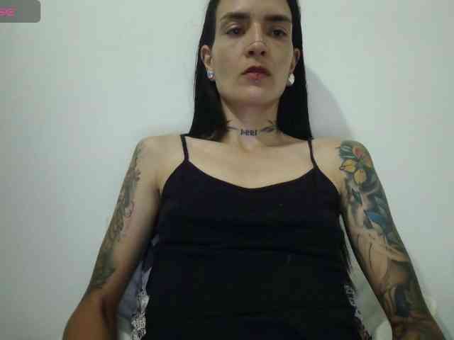 EmmaHerby1 webcam
