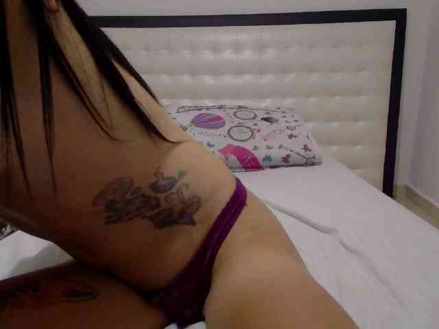 EmmaHerby1 webcam