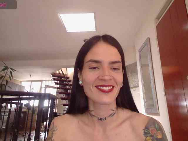EmmaHerby1 webcam