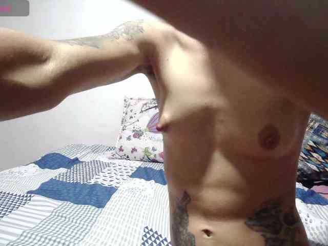 EmmaHerby1 webcam