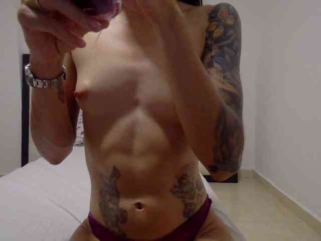 EmmaHerby1 webcam