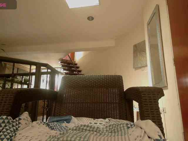 EmmaHerby1 webcam