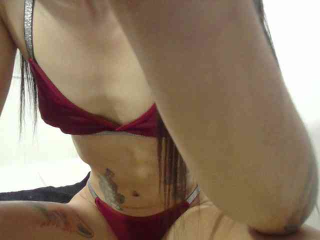 EmmaHerby1 webcam