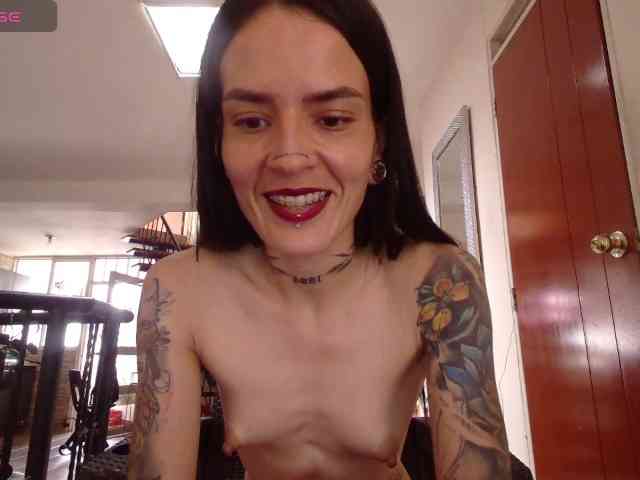 EmmaHerby1 webcam