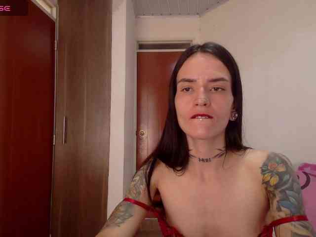 EmmaHerby1 webcam