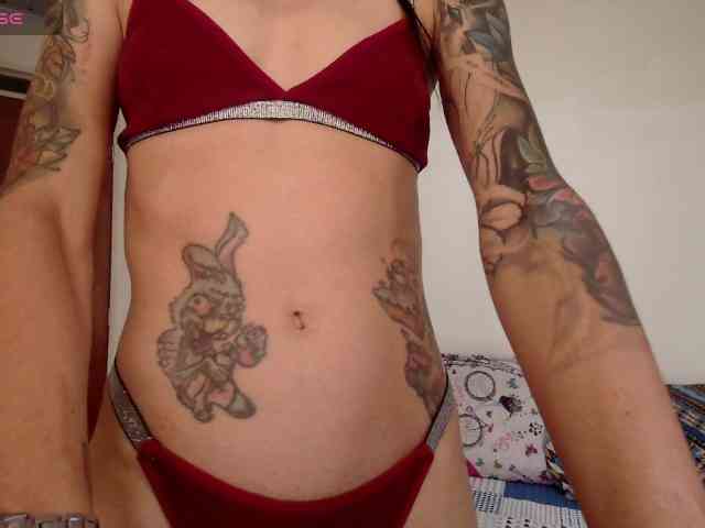 EmmaHerby1 webcam