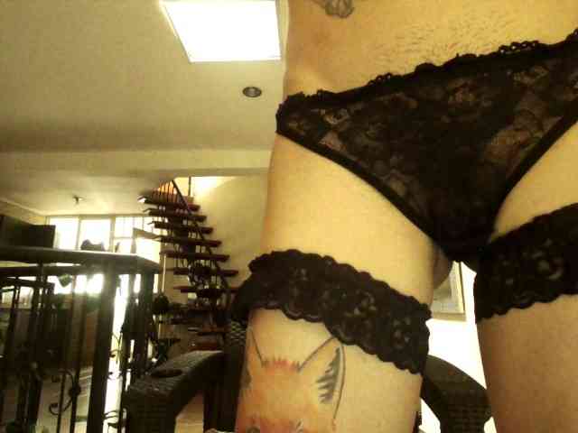 EmmaHerby1 webcam
