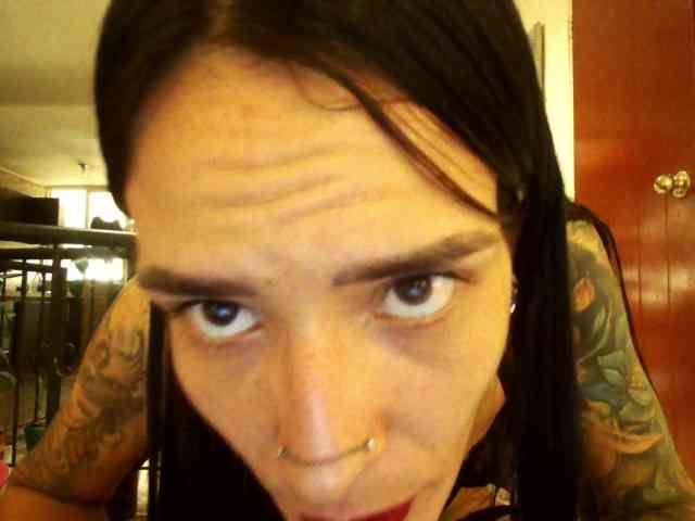 EmmaHerby1 webcam