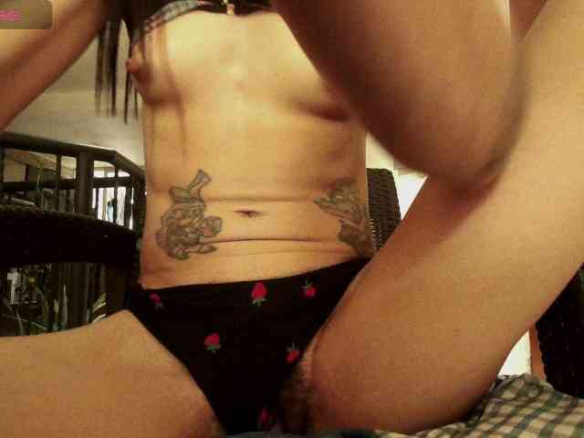 EmmaHerby1 webcam