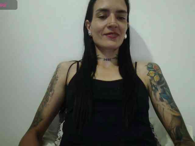 EmmaHerby1 webcam