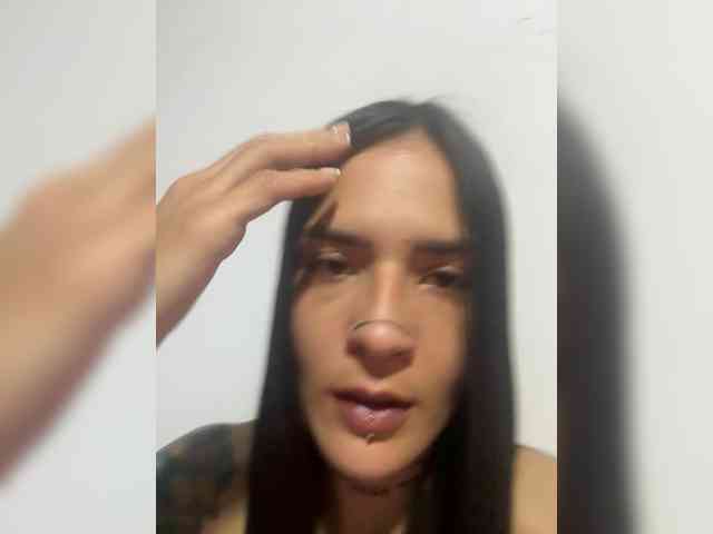 EmmaHerby1 webcam