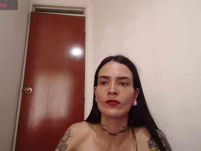 EmmaHerby1 webcam