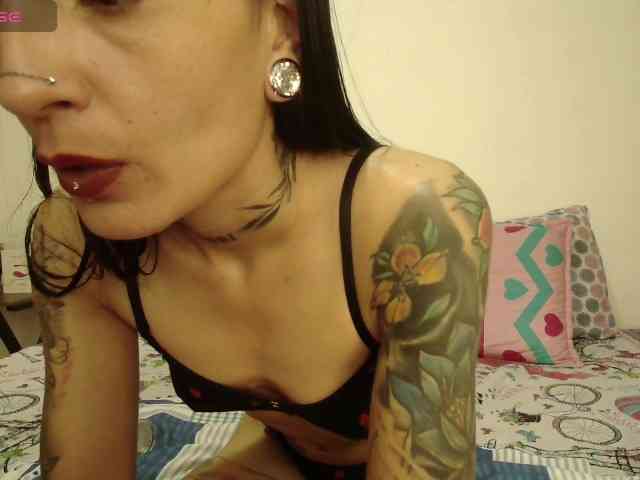 EmmaHerby1 webcam