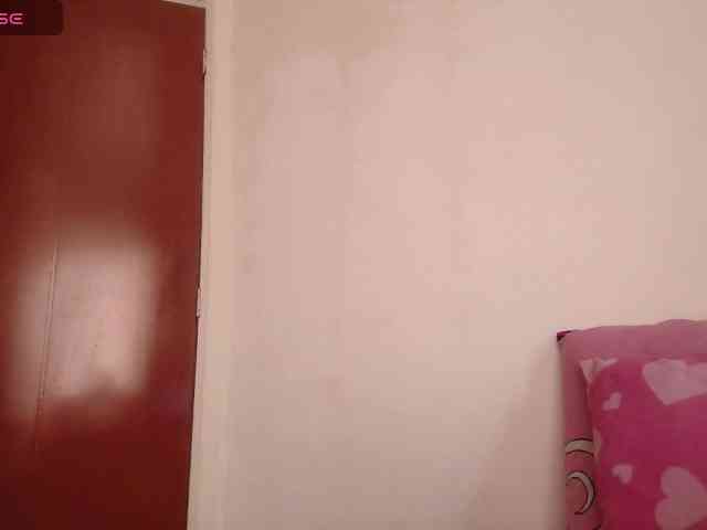 EmmaHerby1 webcam