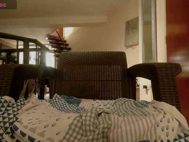 EmmaHerby1 webcam