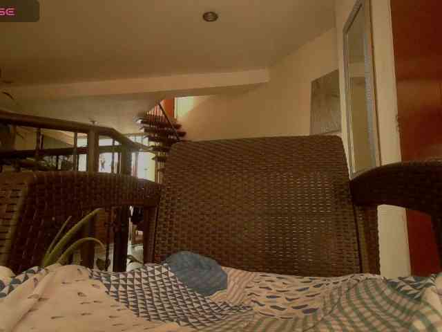 EmmaHerby1 webcam