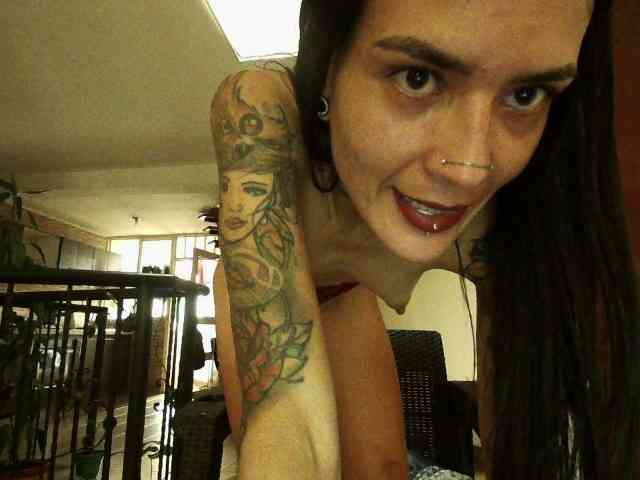 EmmaHerby1 webcam