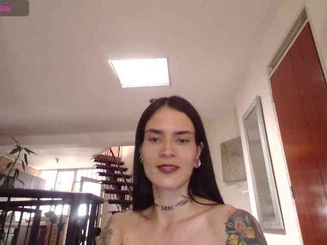 EmmaHerby1 webcam