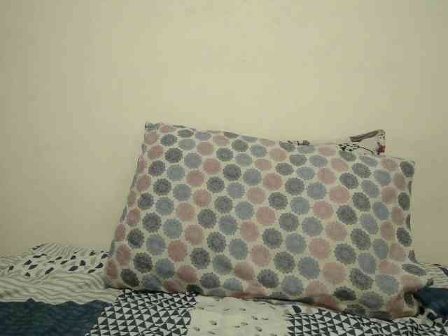 EmmaHerby1 webcam