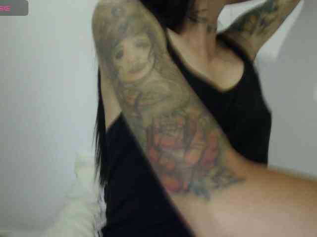 EmmaHerby1 webcam