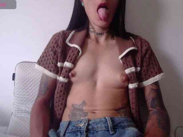 Emmaherby1 - Girl 