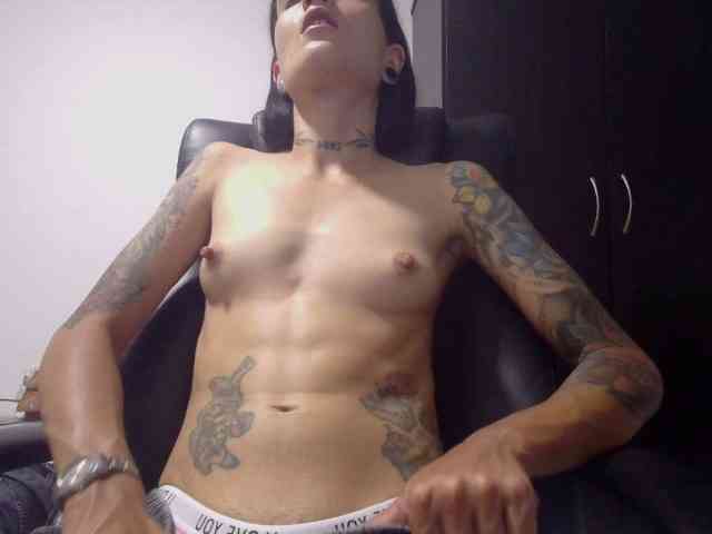 Modelo: EmmaHerby1