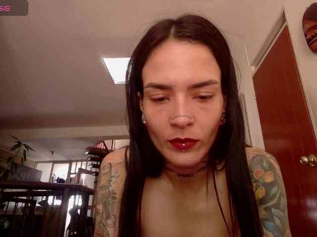 Modelo: EmmaHerby1