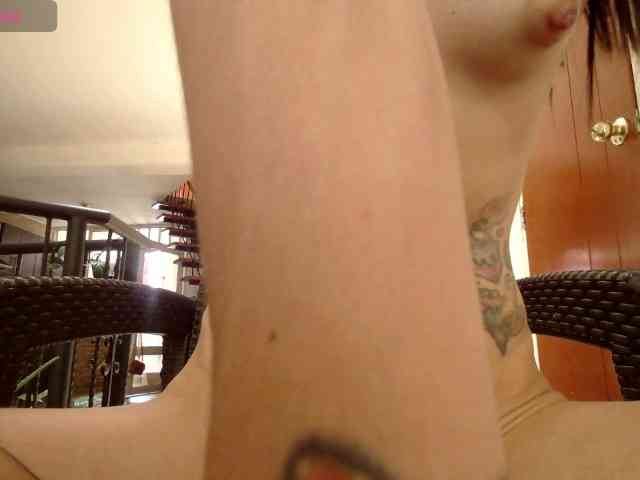 EmmaHerby1 webcam