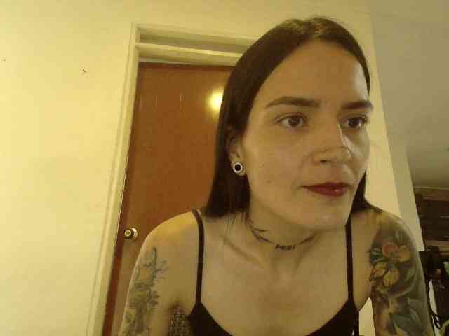 Modelo: EmmaHerby1