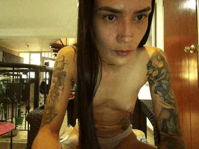 EmmaHerby1 webcam