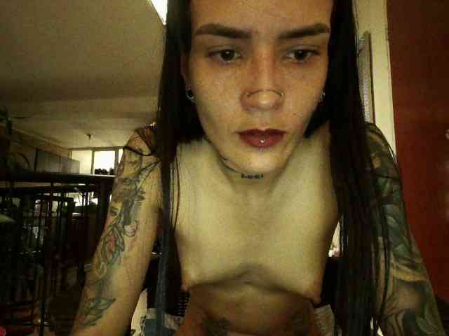 EmmaHerby1 webcam